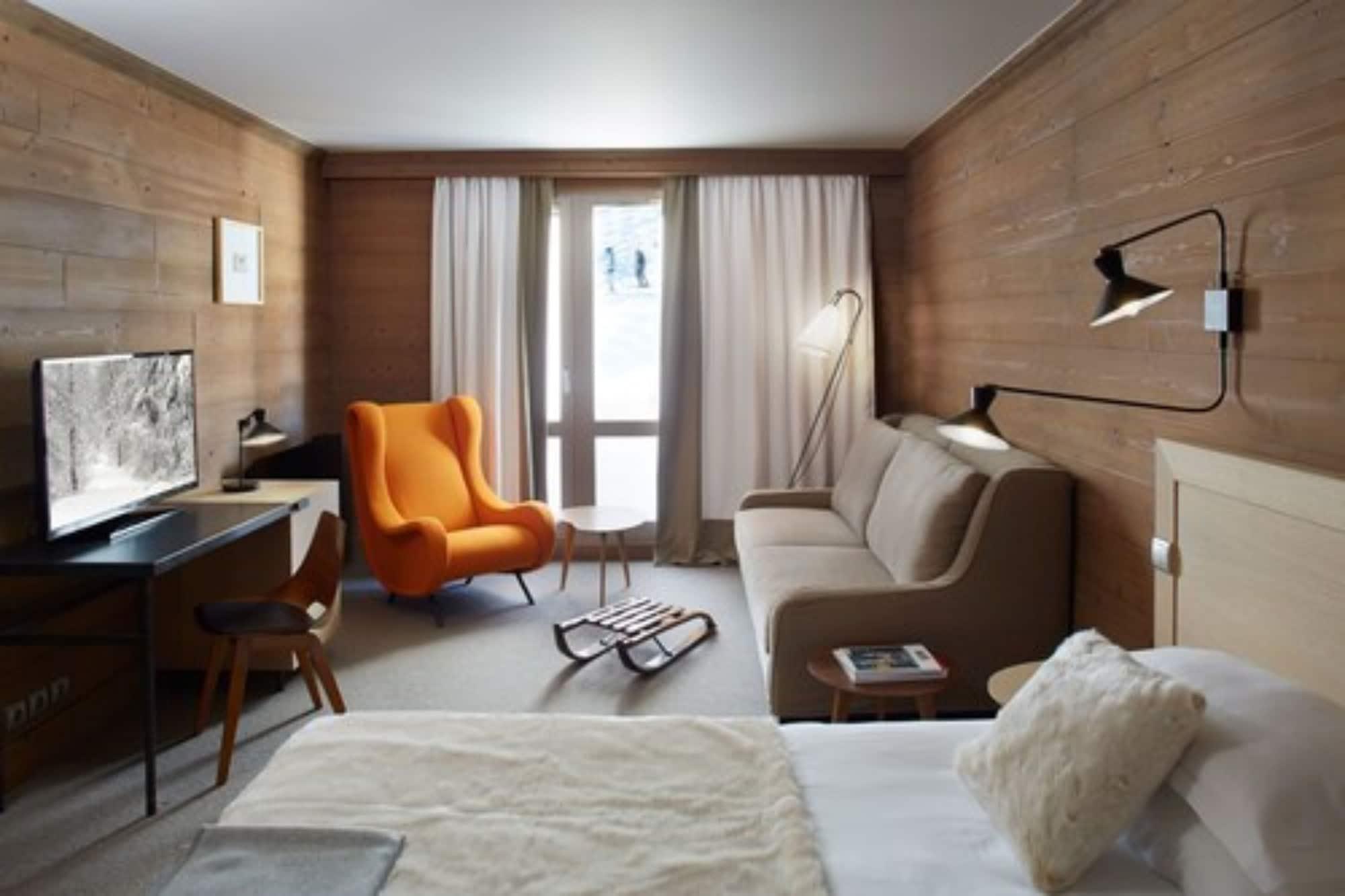 Hotel Des Trois Vallees Courchevel Bagian luar foto
