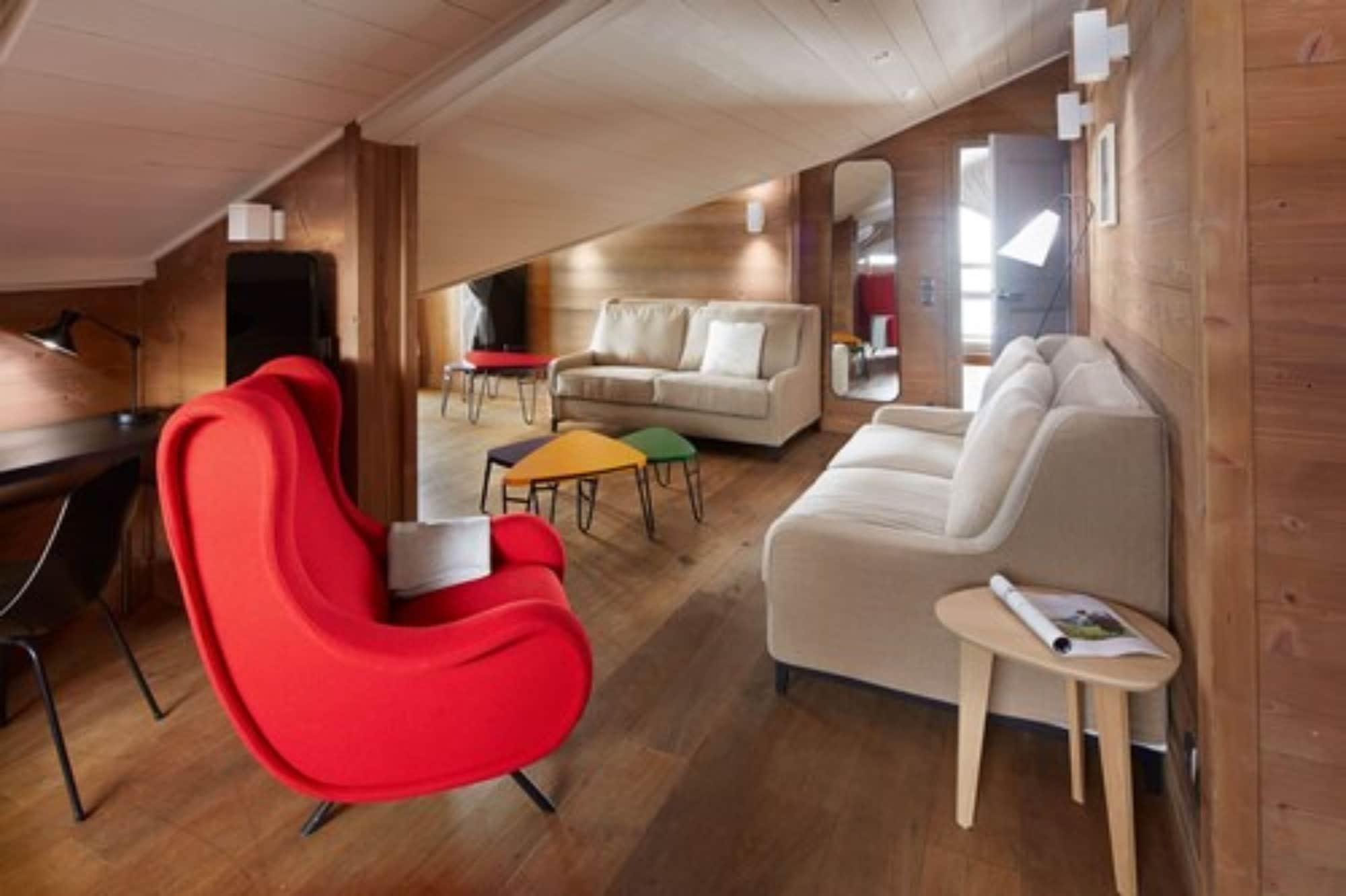 Hotel Des Trois Vallees Courchevel Bagian luar foto